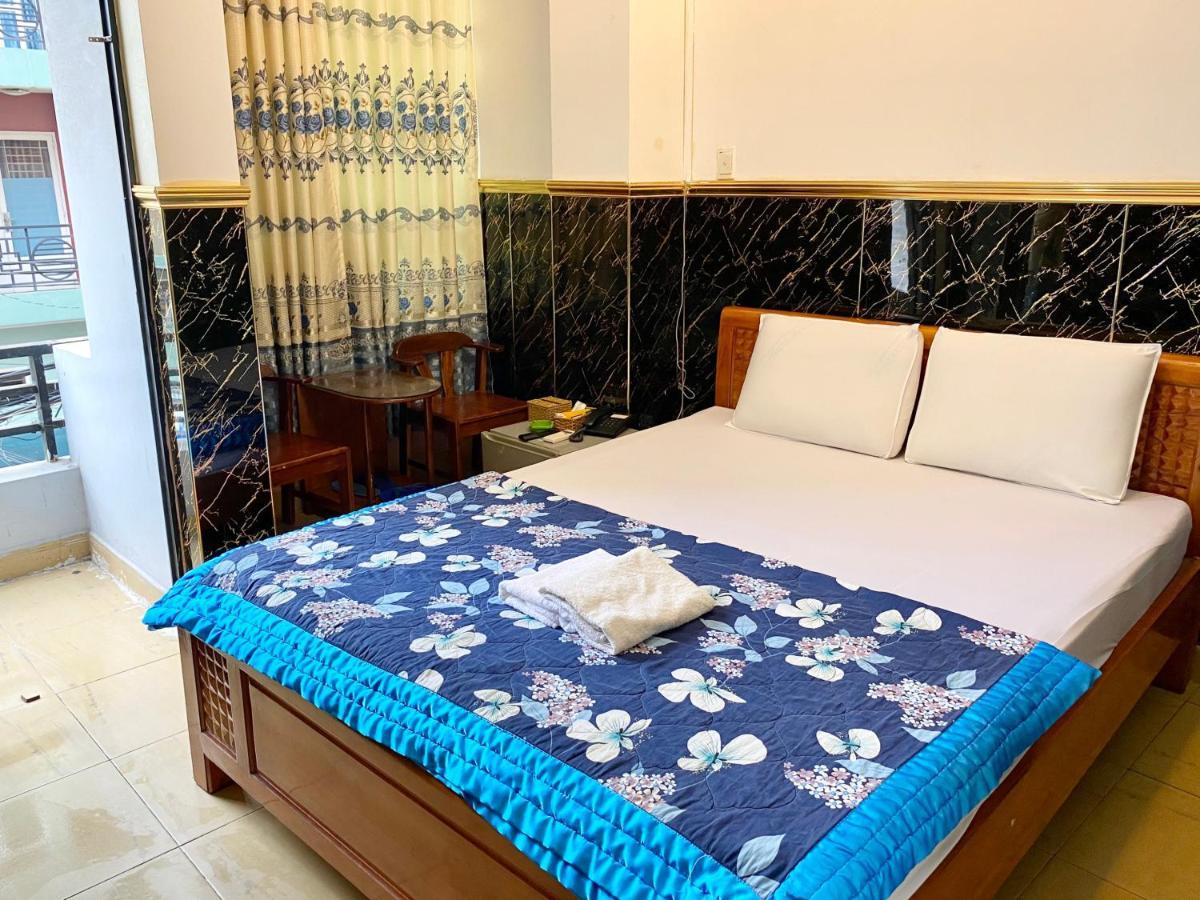 Ngoc Trinh Hotel Ho Chi Minh City Exterior photo